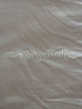 Embroidered 'New York or Nowhere' Tee in Light lilac